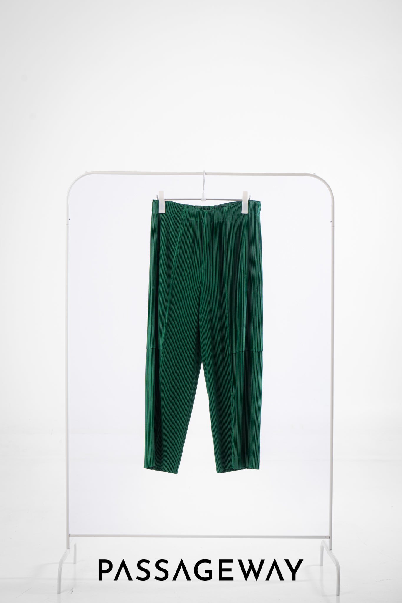 Pleated Cargo Trousers