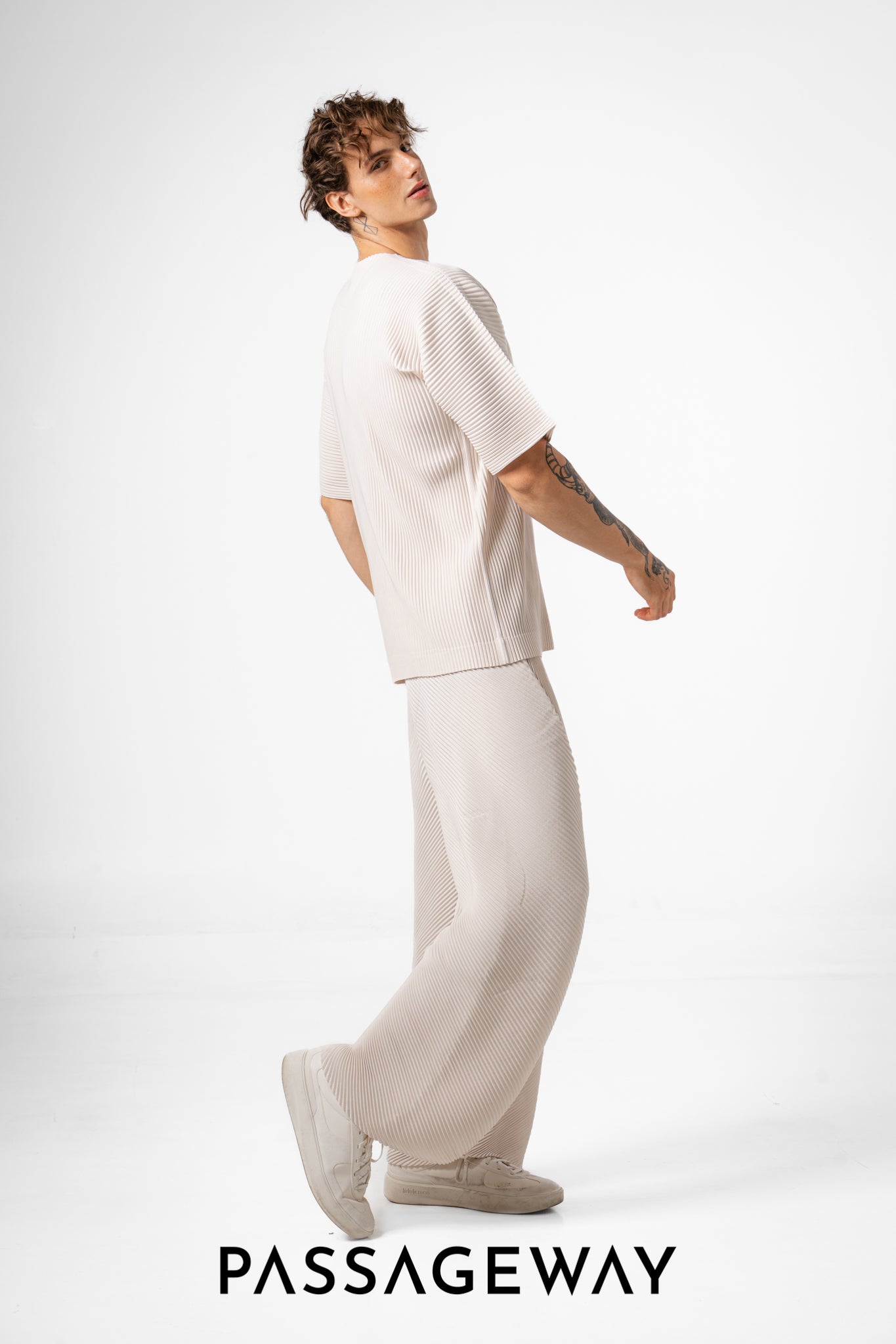 Pleated Wide-Leg Trousers