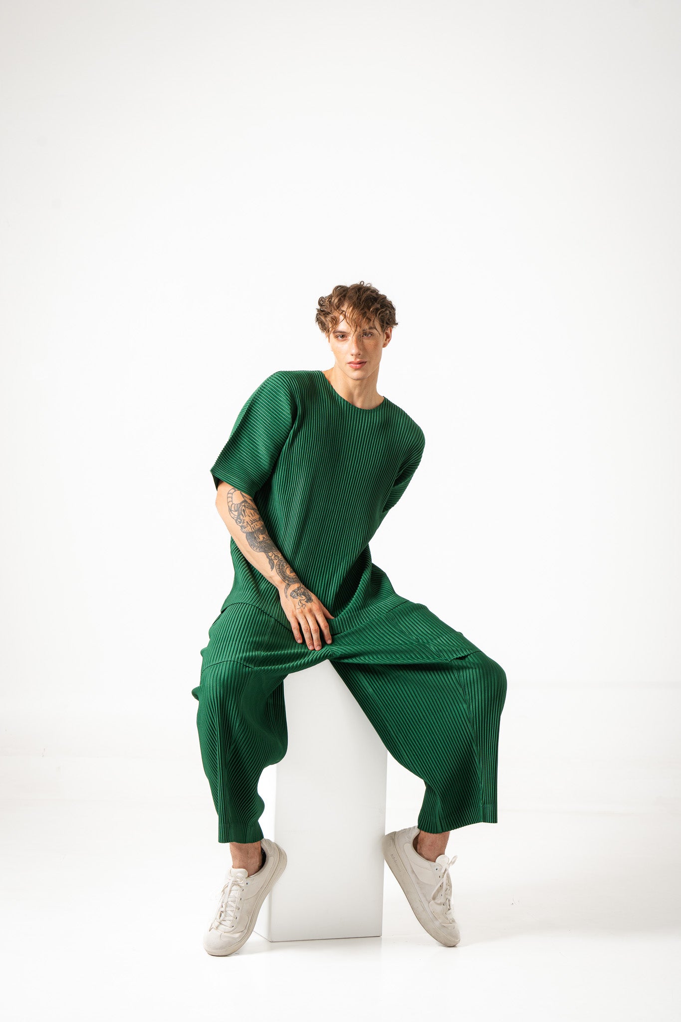 Pleated Cargo Trousers
