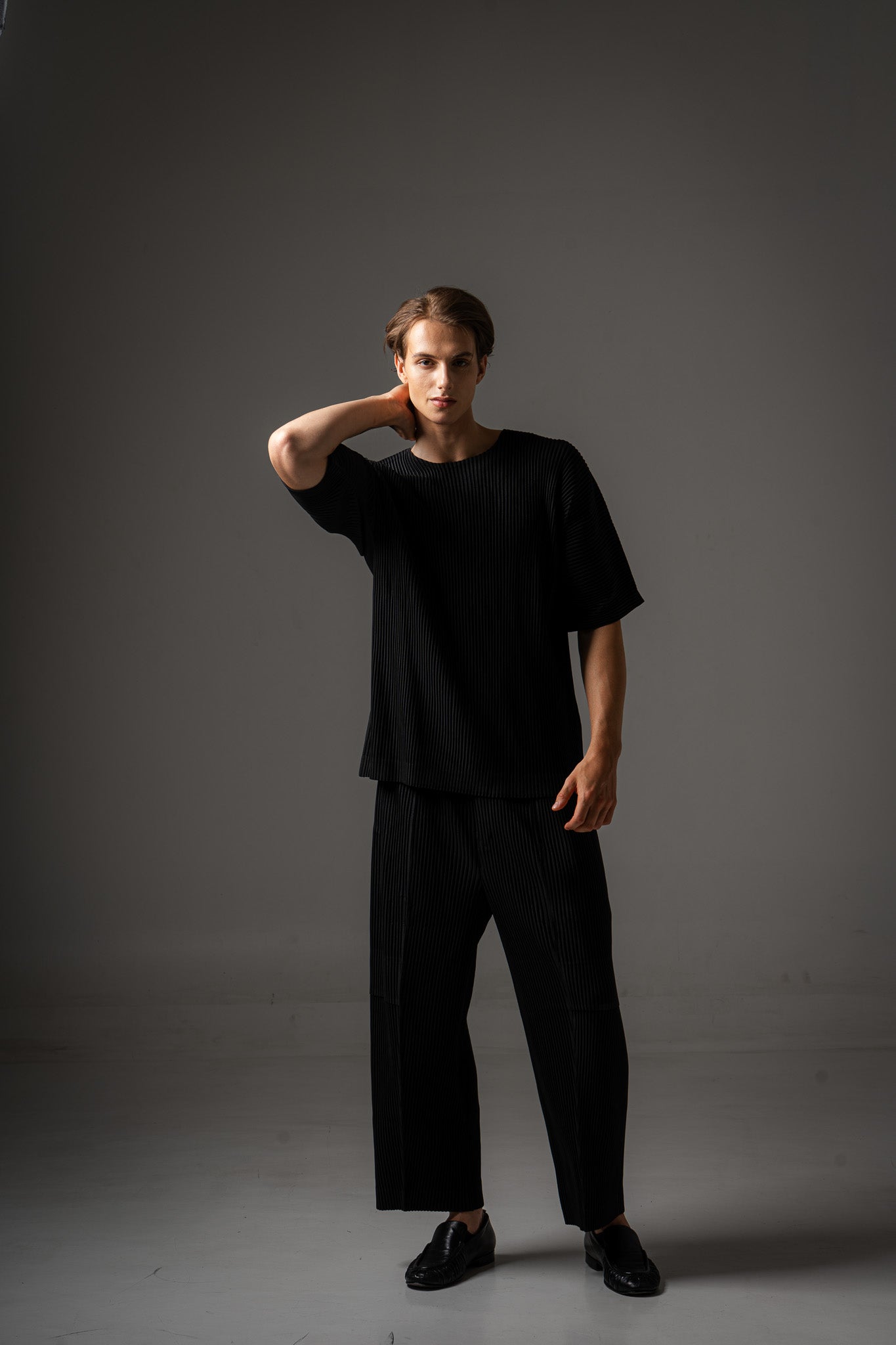 Pleated Cargo Trousers