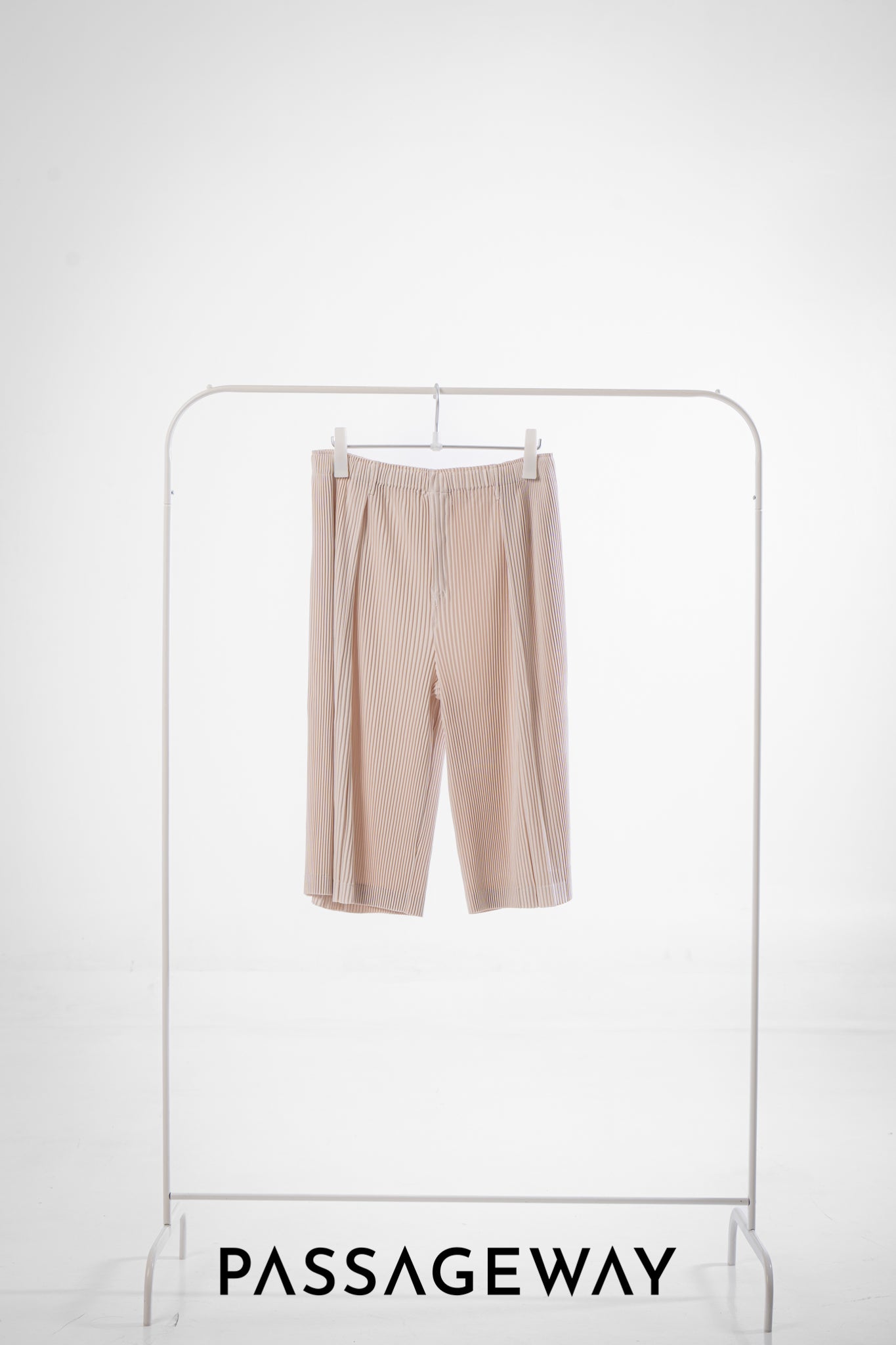 Pleated Capri Pants
